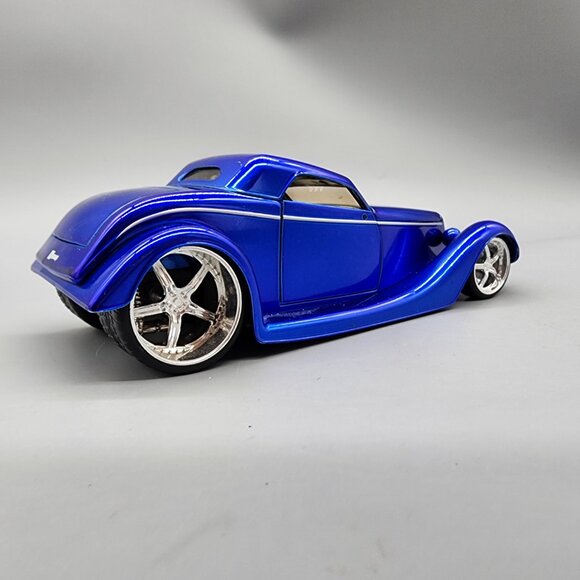 Jada 1934 Ford Diecast Model Car 1:24 Blue Custom Hot Rod Collectible - Picture 11 of 14